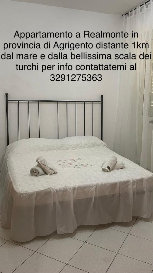 ריאלמונטה Casa Vacanza Contrada Canalotto 65 מראה חיצוני תמונה